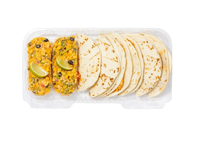 KIRKLAND SIGNATURE Chicken Quesadilla Street Corn Salad 1.4 Kg