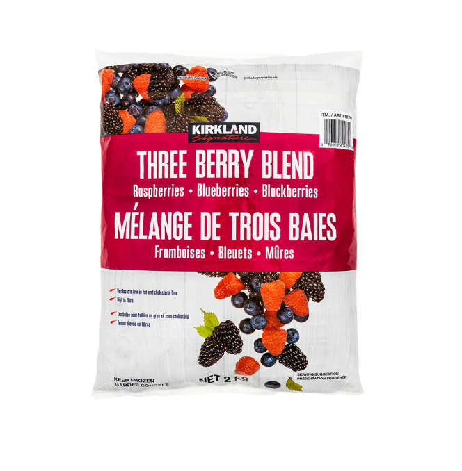KIRKLAND SIGNATURE Three berry Blend 2 Kg