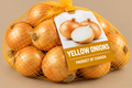 Yellow Onions Product of Canada 4.54 Kg/ 10 lb